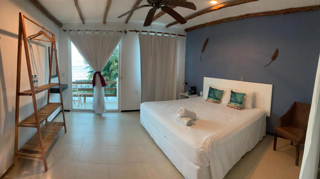 Hotel Arenas Mahahual Exterior photo